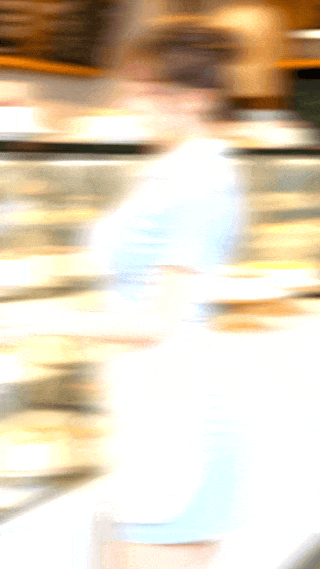 【腾讯混元LoRA】蛋糕店的美女员工_文生视频_起号独立IP-G站- AI精品资源站