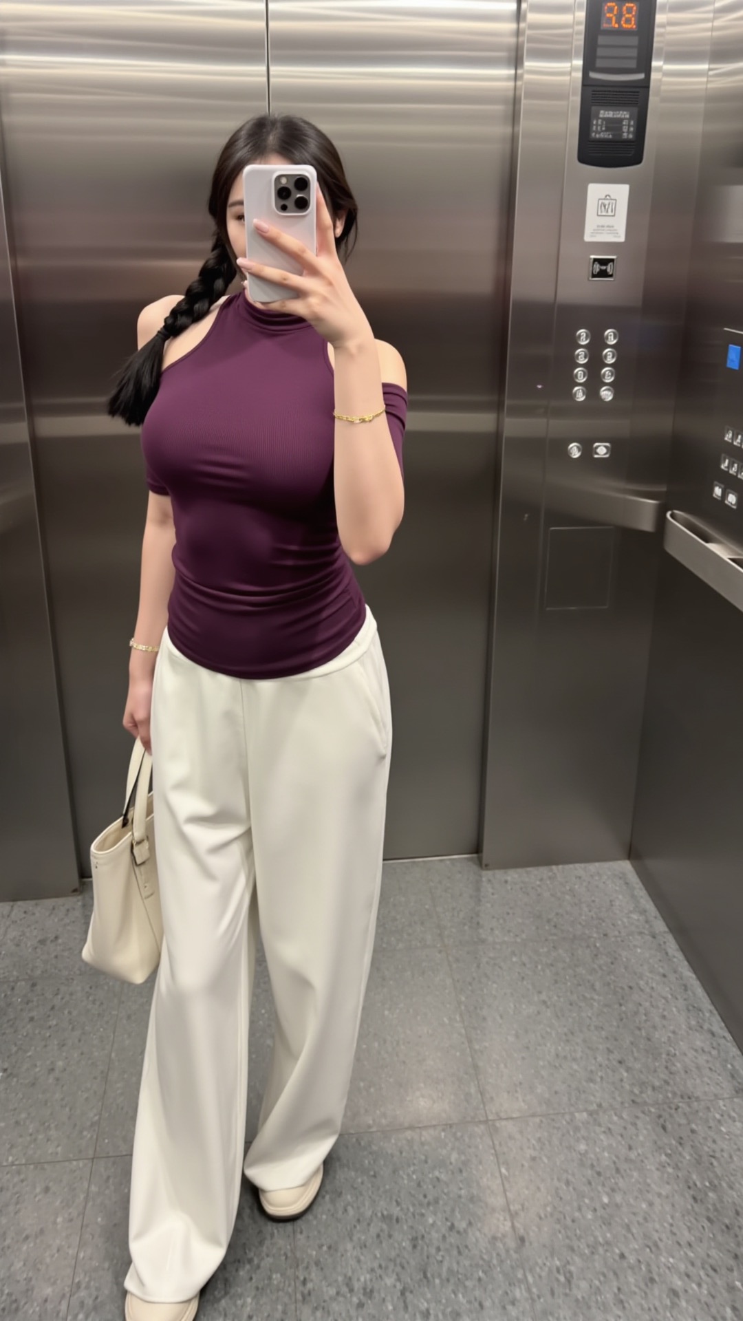 LoRA_Flux_电梯美女自拍-G站- AI精品资源站